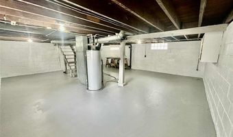 750 Park Dr, Alton, IL 62002
