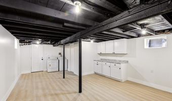 638 8th St, Absecon, NJ 08201