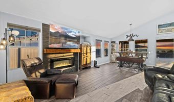 1945 Boulders Ln, Alpine, CA 91901