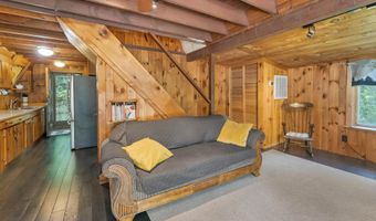 4 Rustic Shores Rd, Alton, NH 03809