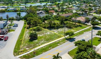 395 BALD EAGLE Dr, Marco Island, FL 34145