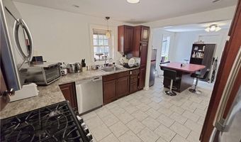 10 Sunapee Ct, Coventry, RI 02816