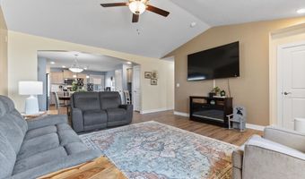 707 18th St SE, Altoona, IA 50009
