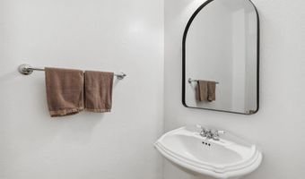 6660 Curlew Ter, Carlsbad, CA 92011