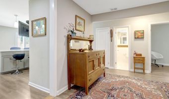 6616 BRADDOCK, Annandale, VA 22003