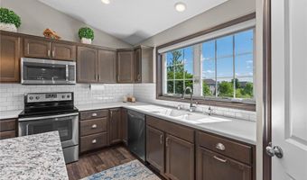 5234 Sundial Ln, Woodbury, MN 55129