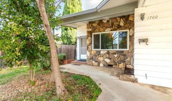 1700 Pinon Ave, Anderson, CA 96007