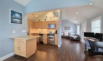19 Kent Pl, Amityville, NY 11701