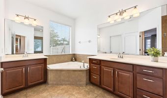 2651 CEDAR CREST Dr, Apopka, FL 32712