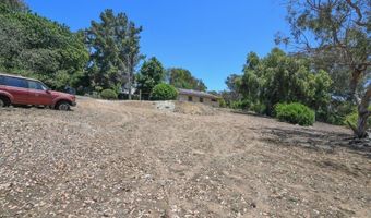 3096 Coral Tree Ln, Fallbrook, CA 92028