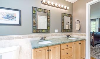 80 John Franklin Rd, Coventry, RI 02831