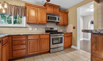 3912 Lake Rd W, Ashtabula, OH 44004