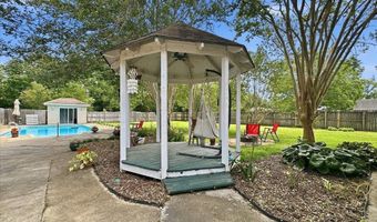 12016 Willowmore Dr, Baker, LA 70714