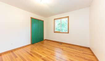 1877 Arlington Blvd, Ann Arbor, MI 48104