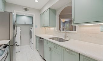 16301 Ledgemont Ln 263, Addison, TX 75001