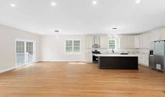 64 Highland Ave B, Attleboro, MA 02703
