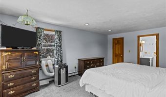 394 Maureen Cir, Burrillville, RI 02839