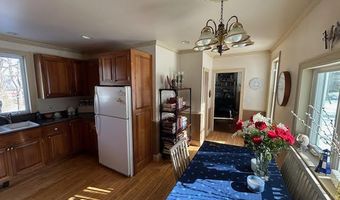 41 Grove St, Belfast, ME 04915