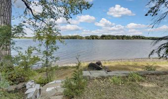 14 Macomber Pt, Alburgh, VT 05440
