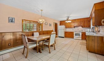 233 Mountain Rd, Cheshire, CT 06410