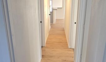 141 E 17th Ave, Albia, IA 52531