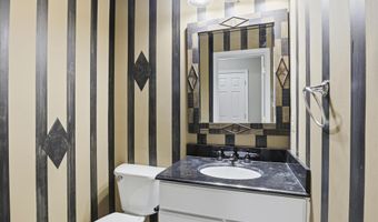 43909 THORNCROFT Ter, Ashburn, VA 20148