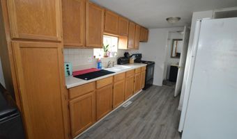 817 819 W 9TH St, Cheyenne, WY 82007