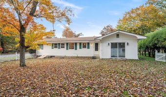 86 Forestdale Dr, Cumberland, RI 02864