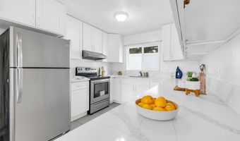 1127 Haloa Dr, Honolulu, HI 96818