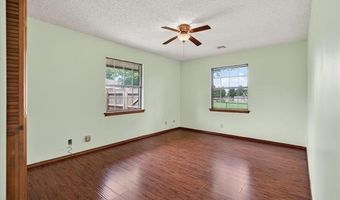 5908 Whitney Ln, Bartlesville, OK 74006