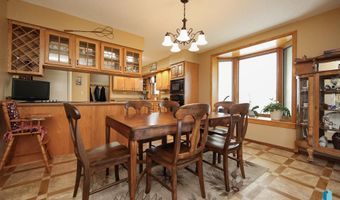 48224 266th St, Brandon, SD 57005