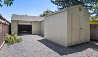 1039 Stevenson St, Santa Rosa, CA 95404
