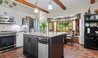 946 Briarwood Dr, Bartlesville, OK 74006
