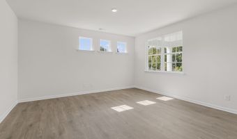 742 Lazy Elm Ln, Aberdeen, NC 28315