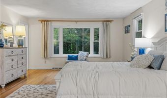 102 Windward Walk, North Kingstown, RI 02852