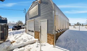 11 Boylston St, Acushnet, MA 02743