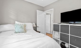36 BEAVER Dr, Barrington, NJ 08007