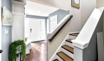 25427 ELM Ter, Aldie, VA 20105