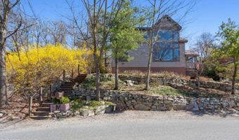 1046 Lakeside Dr E, Alloway, NJ 07422
