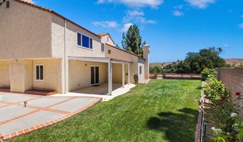 27540 Freetown Ln, Agoura Hills, CA 91301