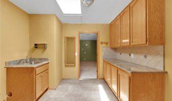 13331 Waco Dr, Apple Valley, CA 92308
