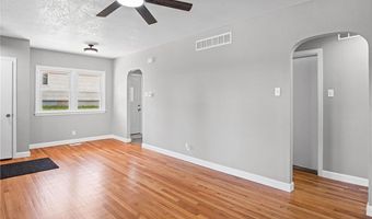 1605 S 6th St, Atchison, KS 66002
