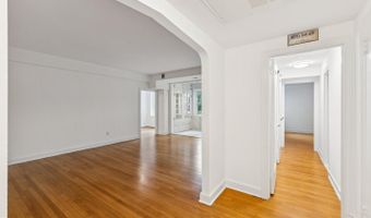 4707 CONNECTICUT AVE NW # # 211 AND #213, Washington, DC 20008