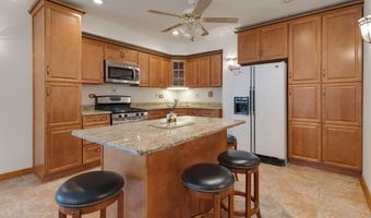 39081 N Sheridan Rd, Antioch, IL 60002
