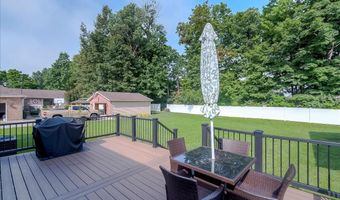 2818 Oakwood Dr, Bardstown, KY 40004