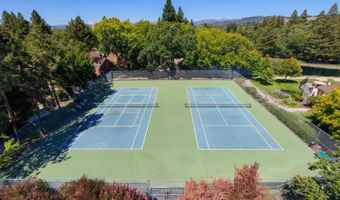 2737 Lakeview Dr, Santa Rosa, CA 95405