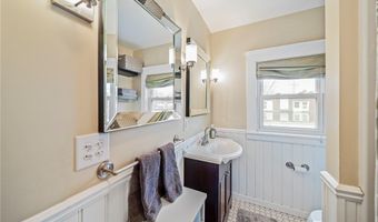 1807 E 36th St, Ashtabula, OH 44004