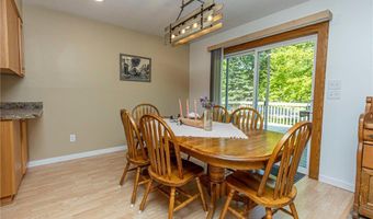102 Ross Gdn NW, Alexandria, MN 56308