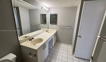3300 NE 191st St 1915, Aventura, FL 33180