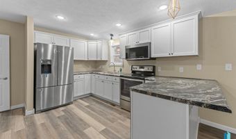 307 W Oak St, Beresford, SD 57004